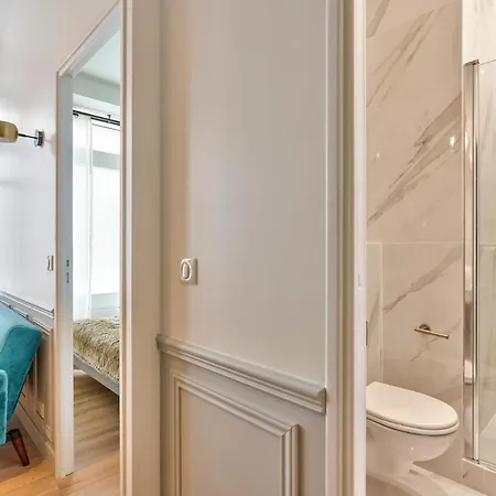 Newly Renovated ! Stunning 2br In The Heart Of 15 Paris