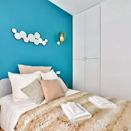 Newly Renovated ! Stunning 2br In The Heart Of 15 Paris