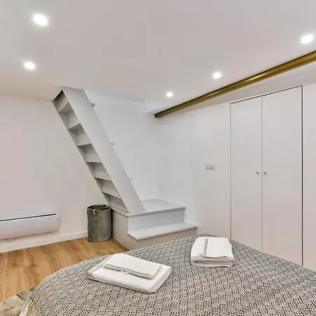 Apartamento Newly Renovated ! Stunning 2br In The Heart Of 15